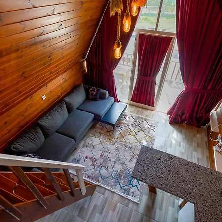 Cozy Bungalow With Shared Pool In Antalya Case de vacanță Demre